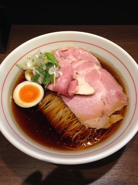 「TOKUSENRAMEN黒 1050円」@八咫烏の写真