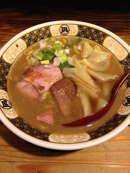 「すごい煮干ラーメン890円」@すごい煮干ラーメン凪 新宿ゴールデン街店 本館の写真