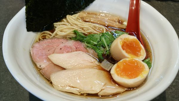 「特製鶏だし醤油RAMEN」@RAMEN 火影 produced by 麺処ほん田の写真