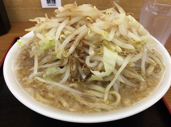 「らーめん(700円)」@麺屋 彩彩の写真