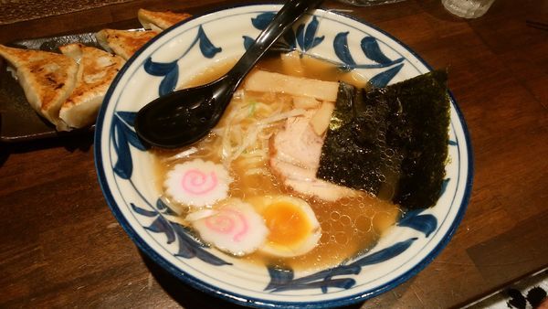 「醤油ラーメン¥630-＋餃子」@コイキヤホンポの写真