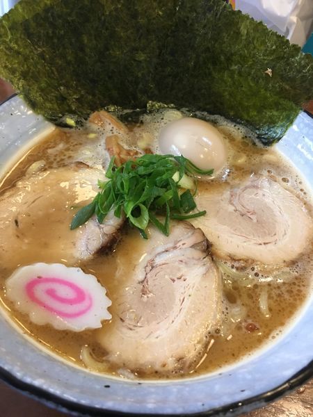 「特製らーめん」@らーめん ひとふんばりの写真