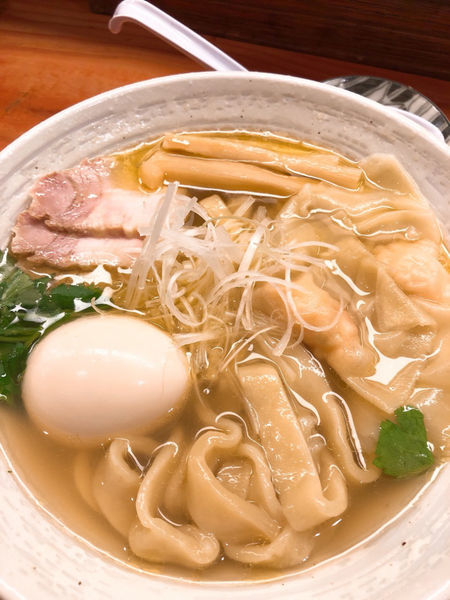 「特製塩らーめん980円＋ﾋﾞｰﾙ」@純手打ち 麺と未来の写真