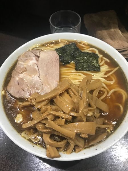 「ラーメン 中  メンマトッピング」@中華そば べんてんの写真