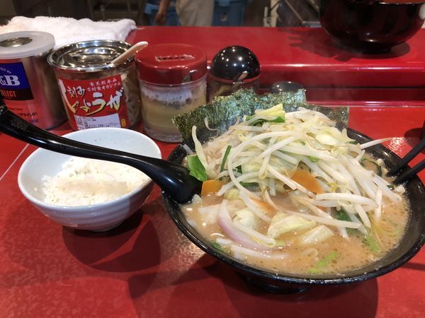 「ラーメン 野菜畑 半ライス」@厚木家の写真
