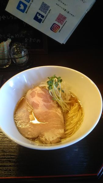 「煮干しラーメン醤油」@麺処 学の写真