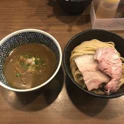 濃厚煮干しつけめん