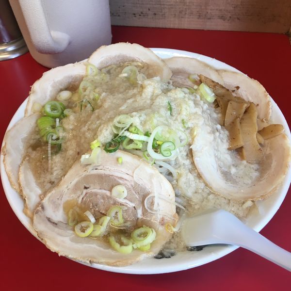 「Wチャーシュー麺＋大盛＋脂多め」@らーめん弁慶 浅草本店の写真