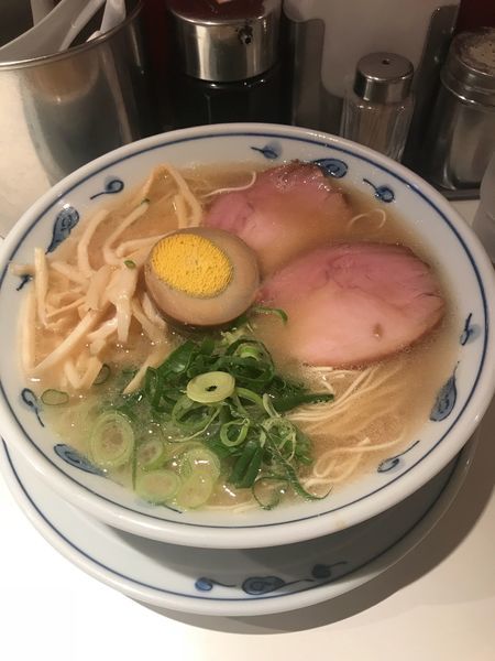 「ラーメン+半焼き飯セット」@らあめん英 本店の写真