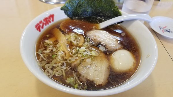 「濃厚中華そば」@テンホウ 追分店の写真