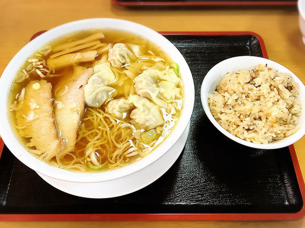 「まのけ&チャーメシ」@支那そば へいきちの写真