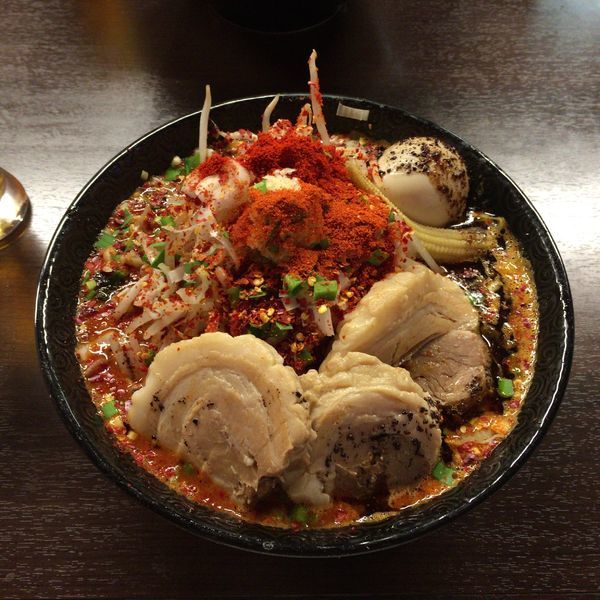 「蠍特製ラーメン チャーシュー 辛さ鬼増し 痺れ増し増し」@Japanese soba Noodles 蠍の写真