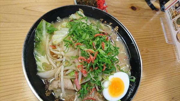 「ラーちゃんぽん」@博多三氣 瑞穂店の写真