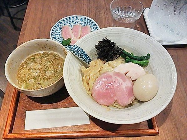 「味玉Tukemen ～煮干し烏賊～＋鴨胸肉」@メンドコロ Kinariの写真