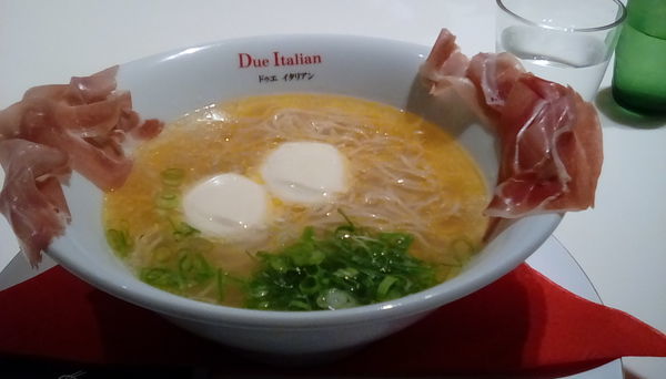 「らぁ麺　フロマージュ」@らぁ麺 ドゥエ イタリアン 三軒茶屋の写真