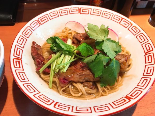 「仙台牛A5すき焼きあえ麺＋TKG SET」@食堂酒場 Graciaの写真
