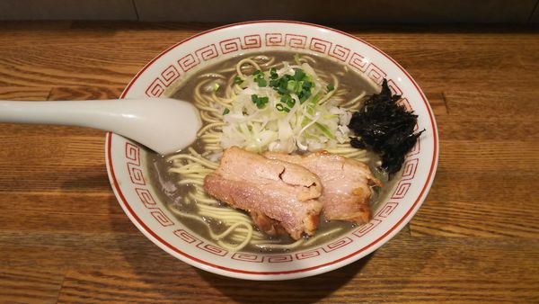 「極濃厚煮干しそば+混ぜ玉」@煮干中華そば専門 煮干丸の写真