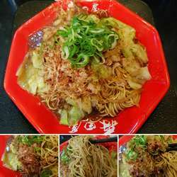 焼きラーメン　800円