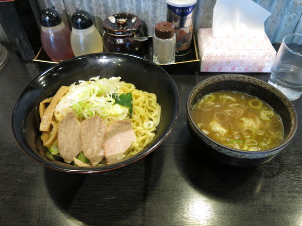 「油そば（中盛り）：700円」@つけ麺屋 おやじの写真