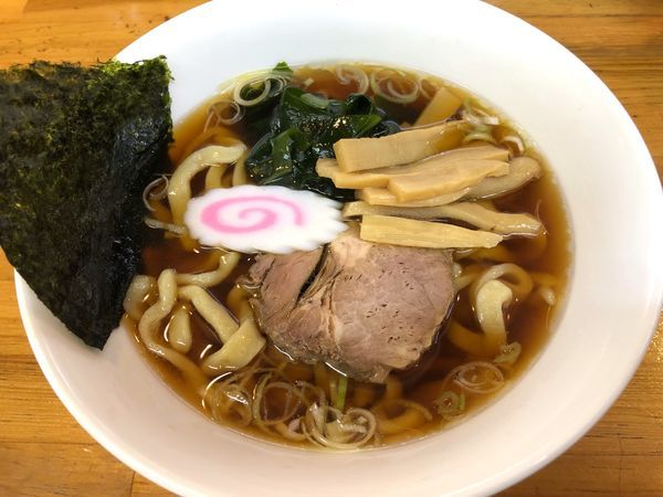 「正油らーめん極太麺（780円）」@麺屋 せんりの写真