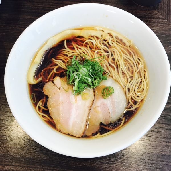 「醤油ラーメン」@かしわぎの写真
