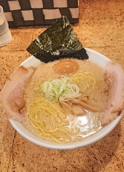 「こってり醤油(背脂多目)&チャーシュー&味付玉子」@きくちひろきの写真