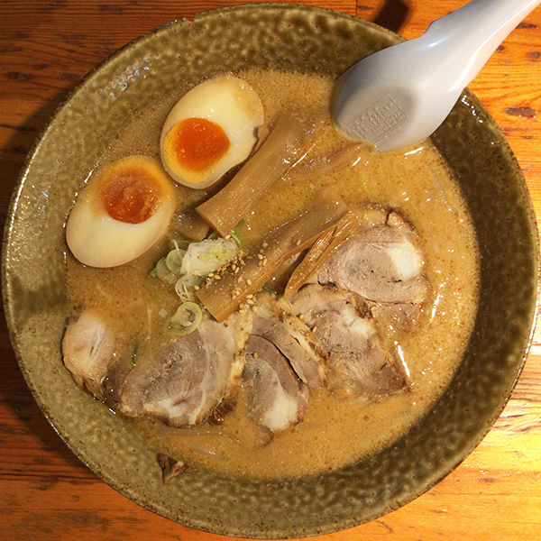 「濃厚味噌らーめん＋味玉（ランチサービス）」@らーめん たつみ屋の写真