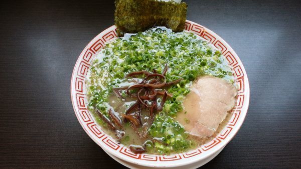 「ねぎらーめん+替玉」@博多長浜らーめん もりやの写真