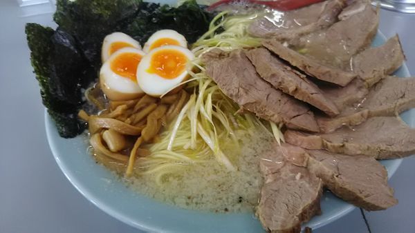 「スーパー塩チャーシュー麺 大盛り」@ラーメンショップ 122号騎西店の写真