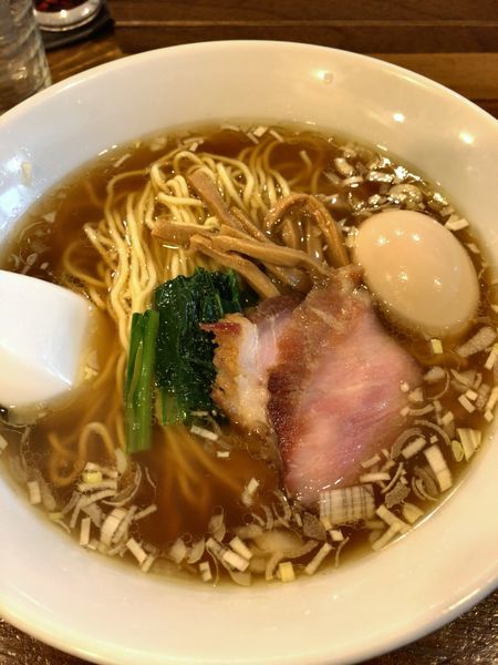 「醤油らーめん ¥750+味玉 ¥100」@らーめん穀雨の写真