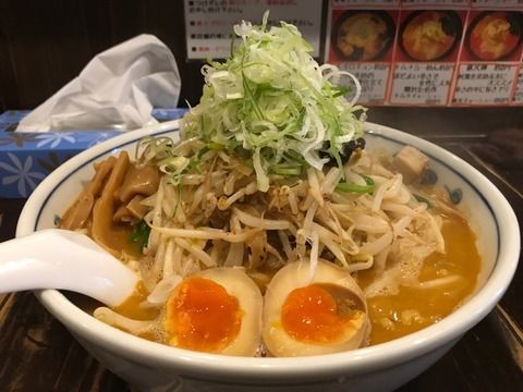 「みそオロチョンでっかいどう」@北海道らーめん ひむろ 北千住店の写真