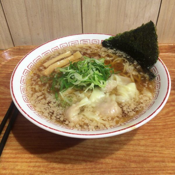 「肉ワンタン麺 醤油」@わん助 そごう千葉店の写真