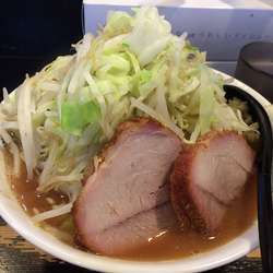 ラーメン小（800）ヤサイニンニク