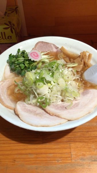 「しょうゆチャーシューめん」@こってりらーめん せきやけの写真