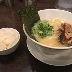 愛都ラーメン