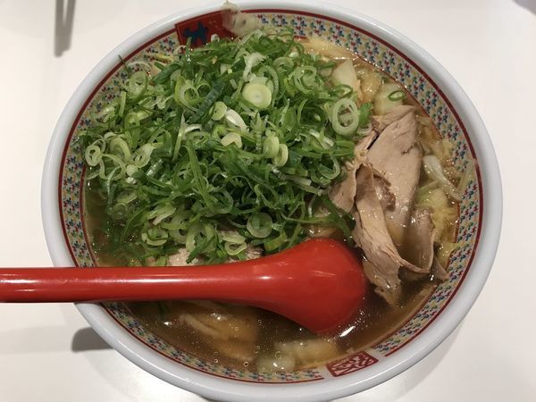 「半チャーシューネギラーメン」@どうとんぼり神座 アトレ恵比寿店の写真