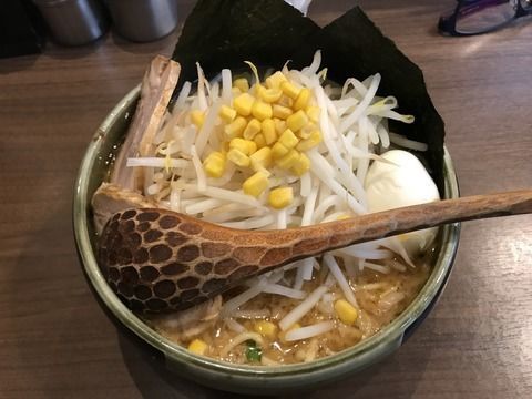 「みそこってりらーめん・大盛+もやし」@らーめんダイニング ど・みそ 八丁堀店の写真