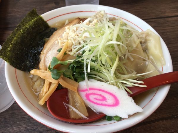 「わんたん中華 大盛」@佐野らーめん 利休の写真