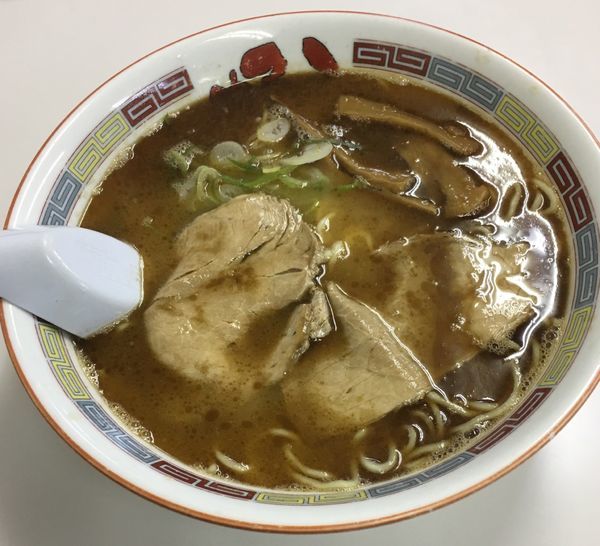 「しょうゆラーメン(750¥)」@ラーメン 蜂屋 5条創業店の写真