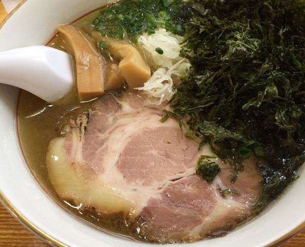 「磯塩ラーメン」@地鶏ラーメン ありがとうの写真