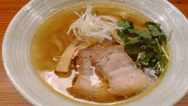 「塩らーめん」@純手打ち 麺と未来の写真