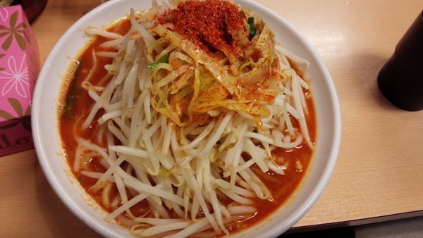 「極辛ラーメン」@旨辛ラーメン 表裏 市ヶ谷本店の写真