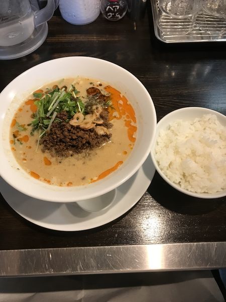 「坦々麺 + ご飯」@四川担担麺 阿吽 浅草店の写真