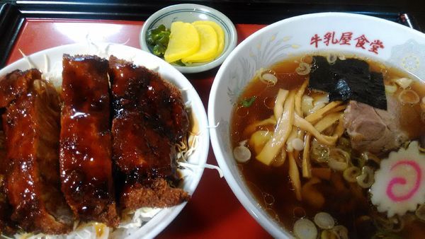 「Aセット(極太麺)」@牛乳屋食堂の写真