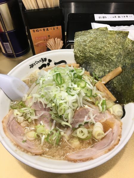 「醤油ラーメン」@超ごってり麺 ごっつ 亀戸本店の写真