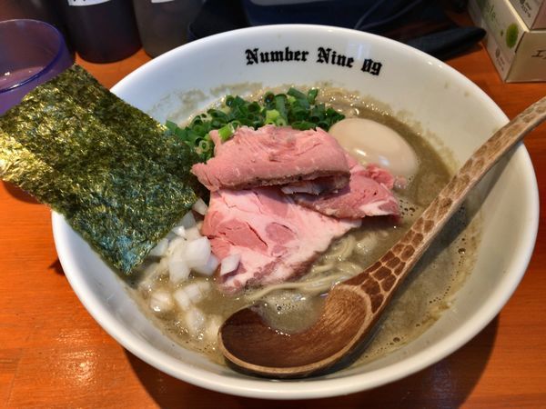 「【ゲリラ限定】濃厚煮干しそば」@麺Dining Number Nine 09の写真
