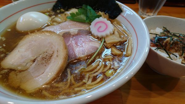 「特製中華そば＋プチチャーシュー丼」@麺笑 コムギの夢の写真