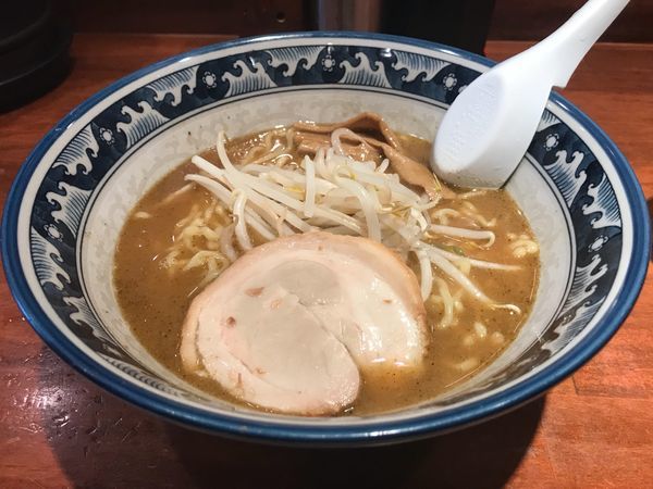 「ラーメン」@助六の写真