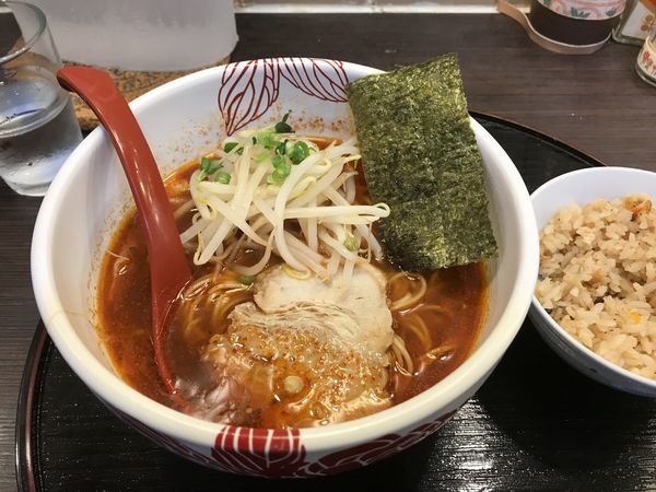 「赤いラーメン」@麺処 あす花の写真
