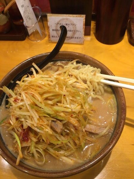 「北海道味噌肉ネギラーメン890円＋大盛100円」@麺場 田所商店 川口店の写真